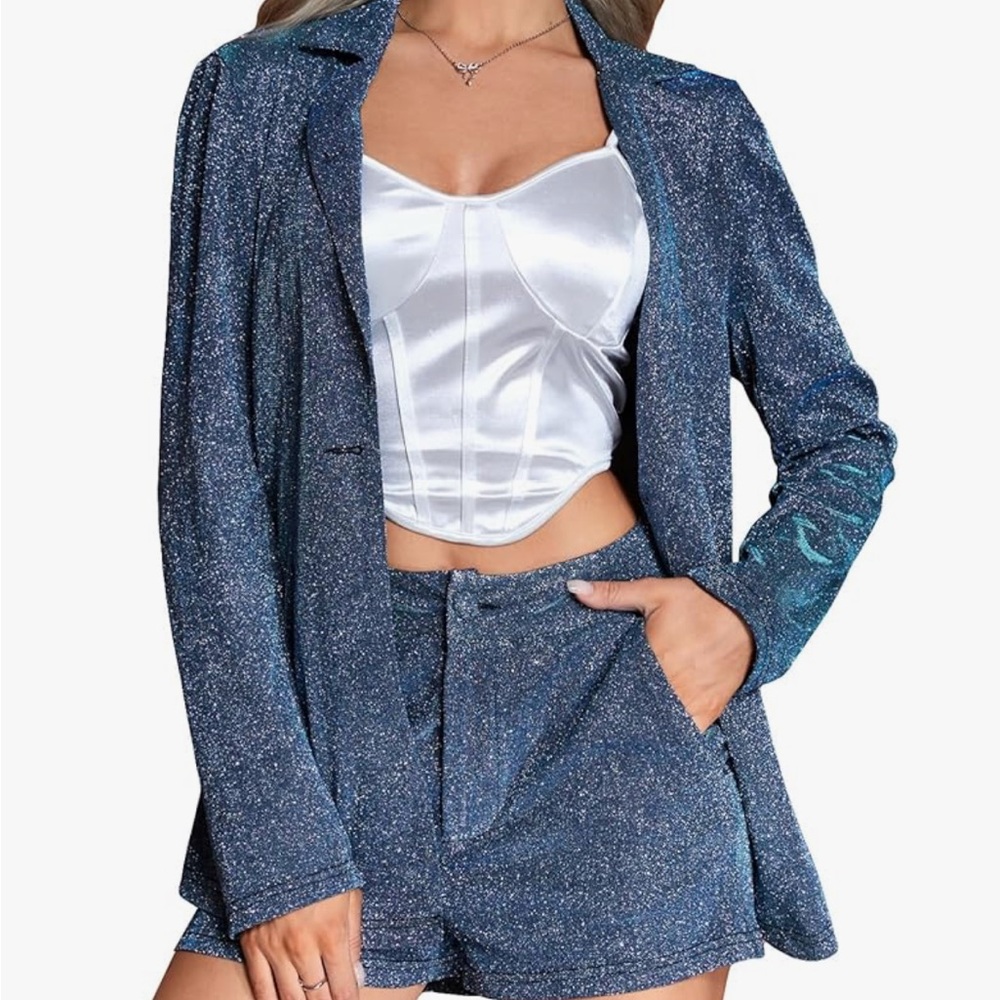 Sparkly suit with blazer and shorts!